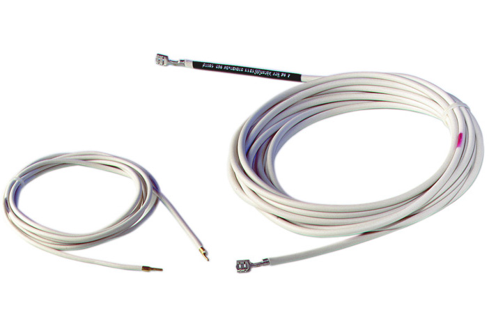 Cable heater elements